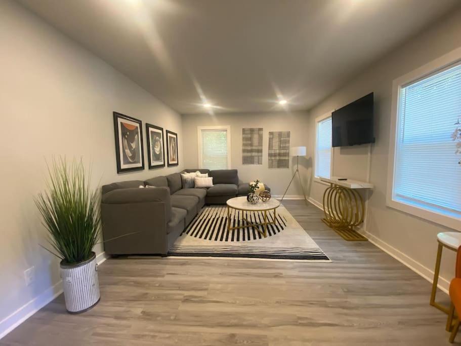 East Point Atlanta - Spacious 5Br Retreat! ภายนอก รูปภาพ